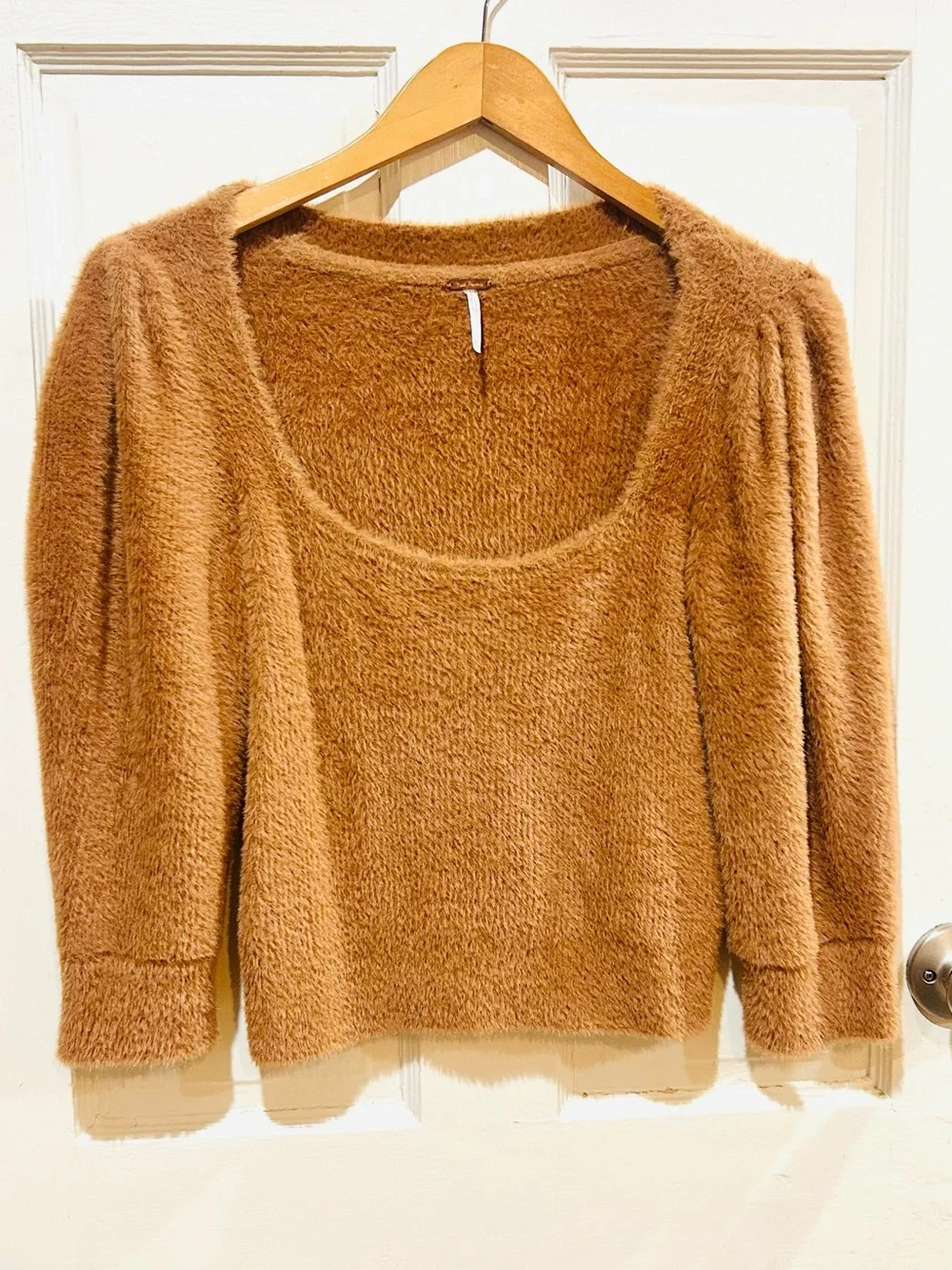 Free People Moonbeam Camel Brown Fuzzy Knit Top Cozy Boho Puff Sleeve Size S